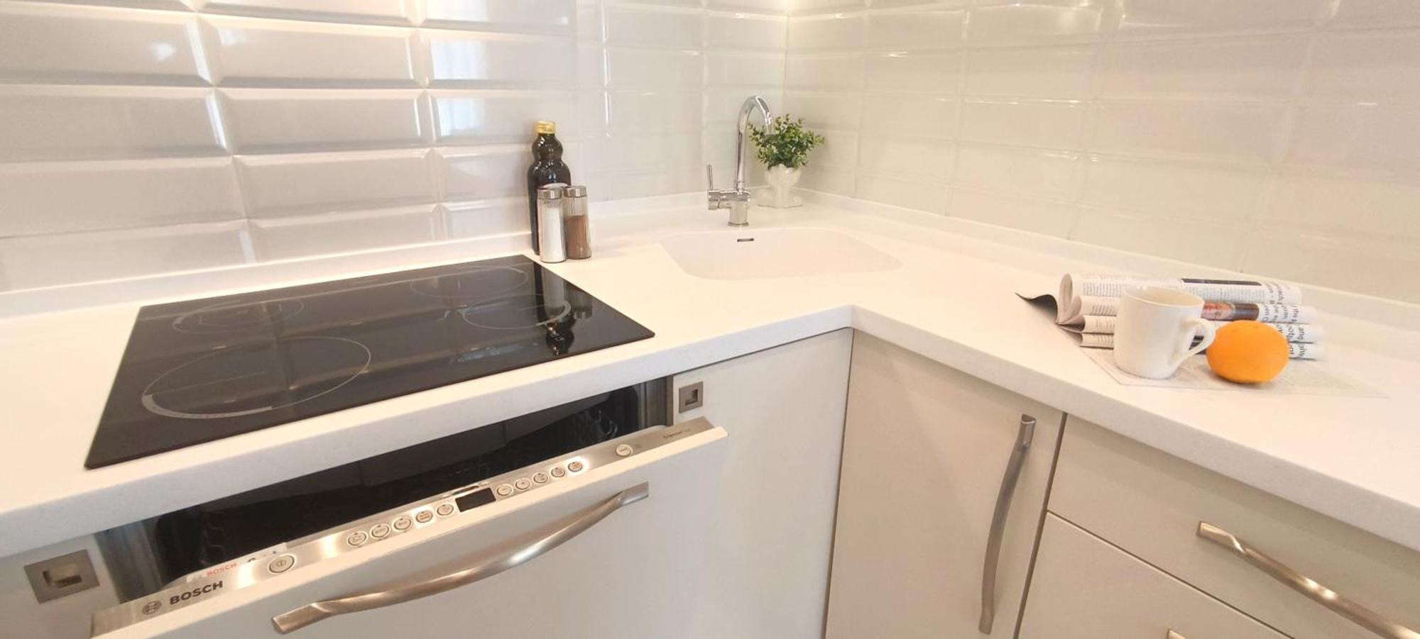 Old Town 2 Bedroom Apartment Near Dome Square & Scenic Waterfront Рига Екстериор снимка